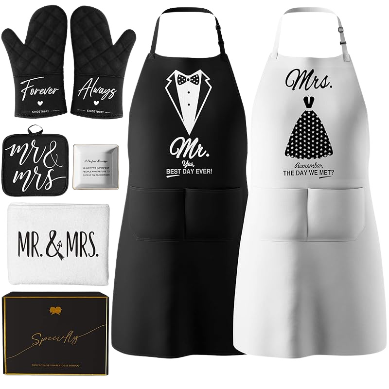 Mr and Mrs Aprons Set